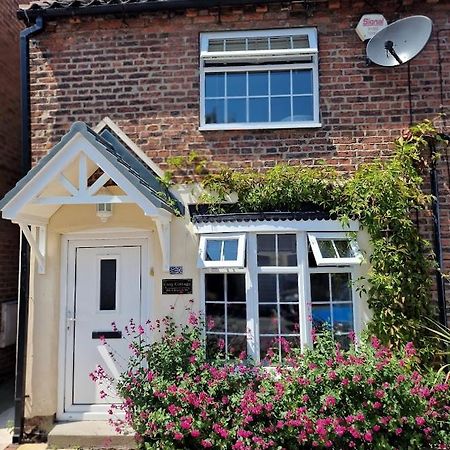 Cosy Cottage Central Bawtry - 2 Bedroom - High End Furnishings エクステリア 写真