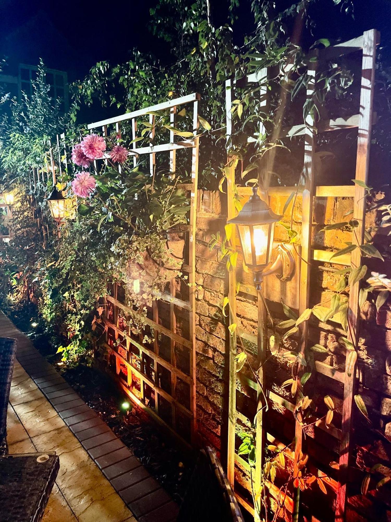 Cosy Cottage Central Bawtry - 2 Bedroom - High End Furnishings エクステリア 写真
